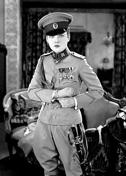 Pola Negri